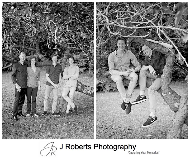 Sydney Family Portrait Photography Tambourine Bay Riverview Fun Extended Family 